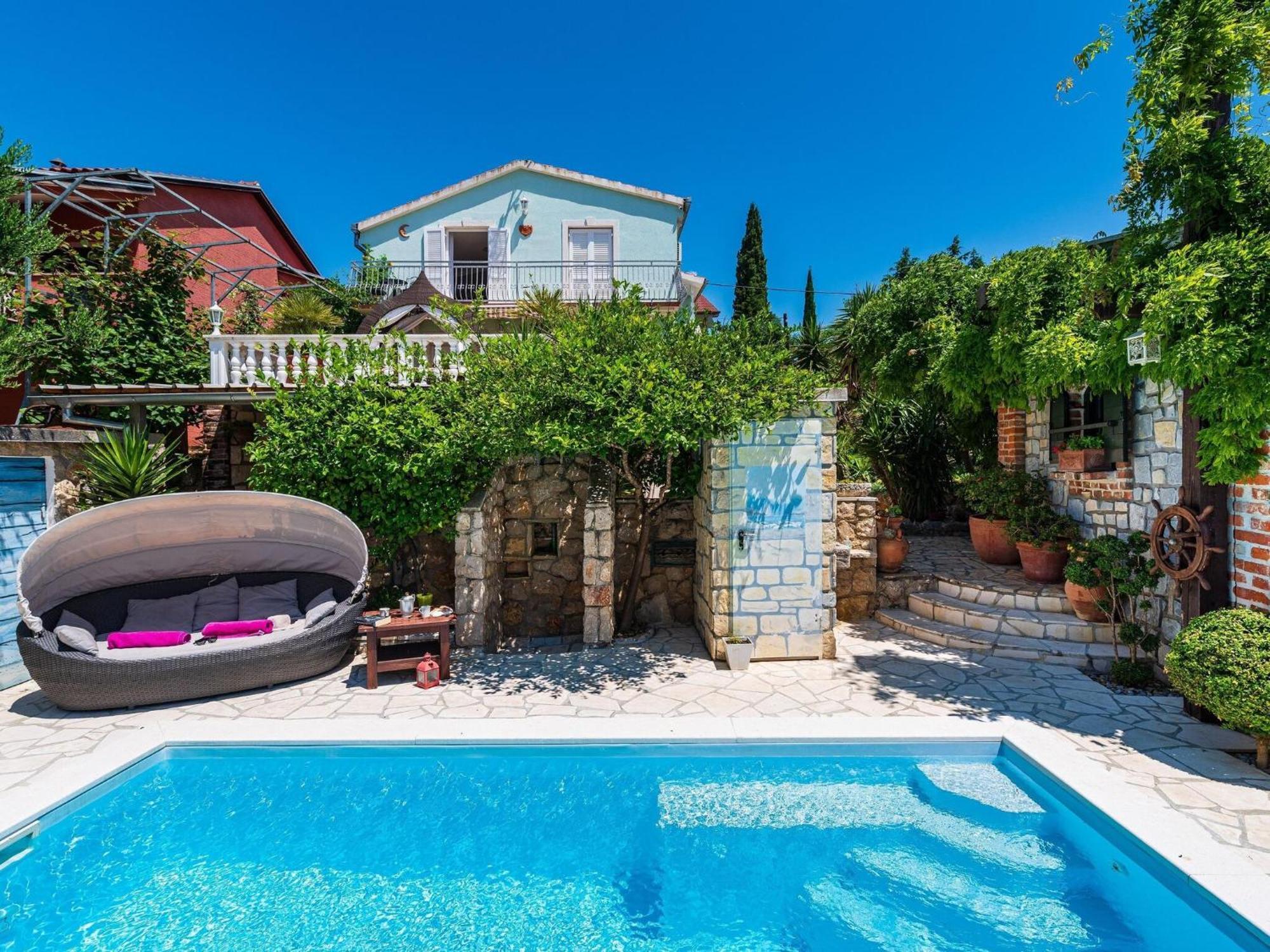 Beautiful Holiday Home With Private Pool, Nice Garden With Relax Area, Taverne Maslenica Luaran gambar