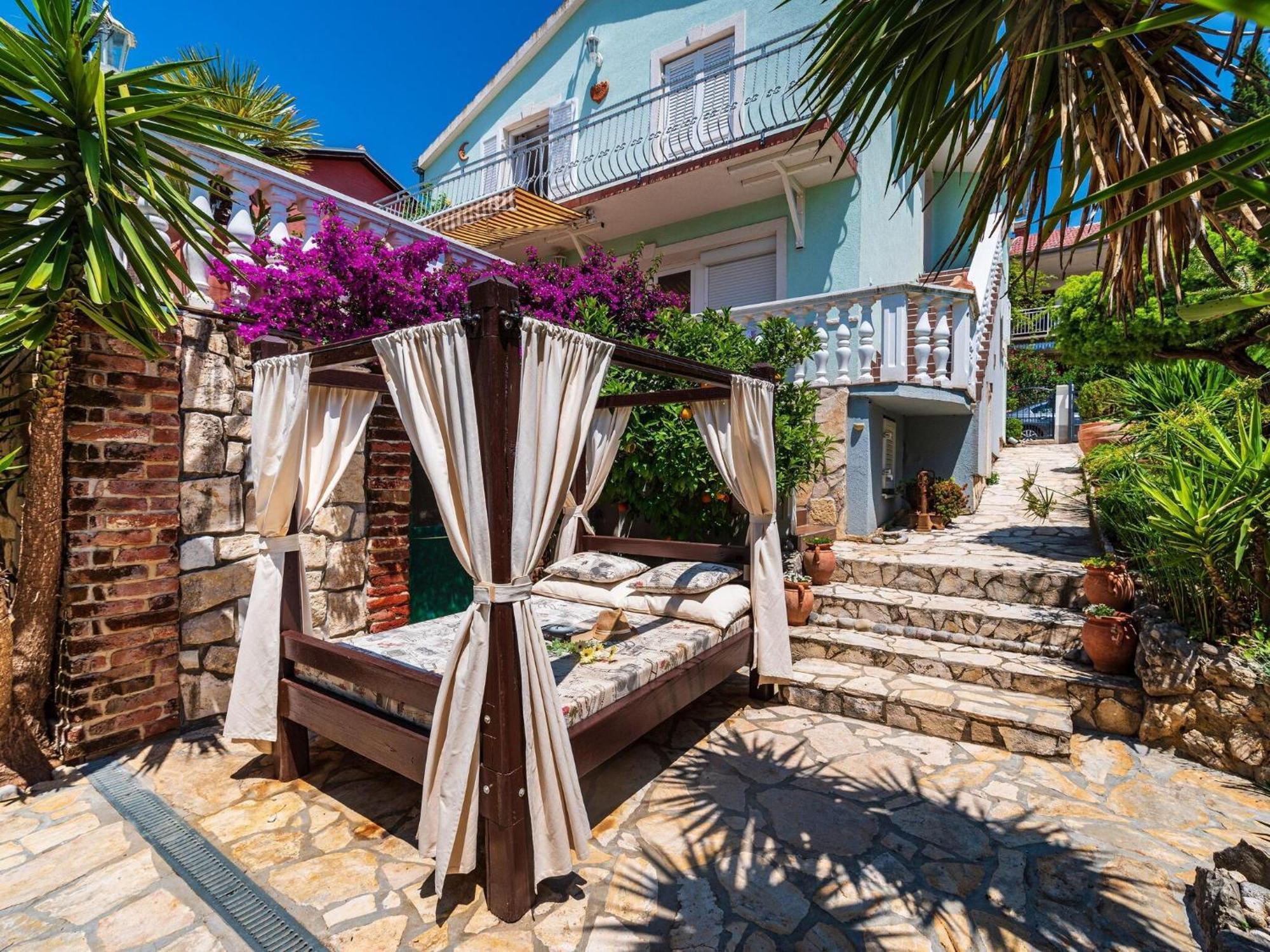 Beautiful Holiday Home With Private Pool, Nice Garden With Relax Area, Taverne Maslenica Luaran gambar